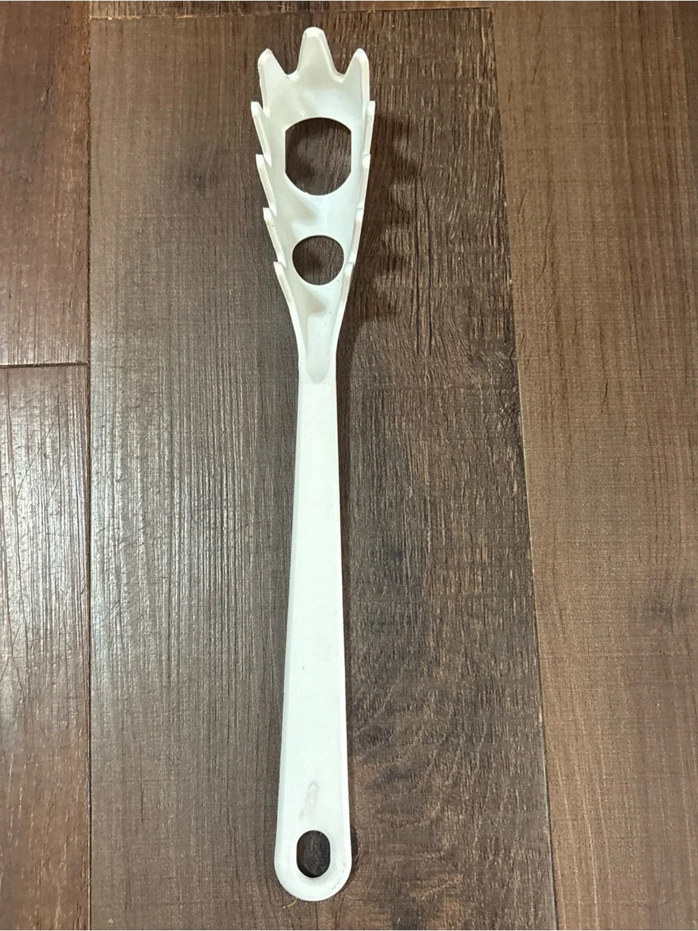 Tailor Made Products White Plastic 4 Piece Utensil Set